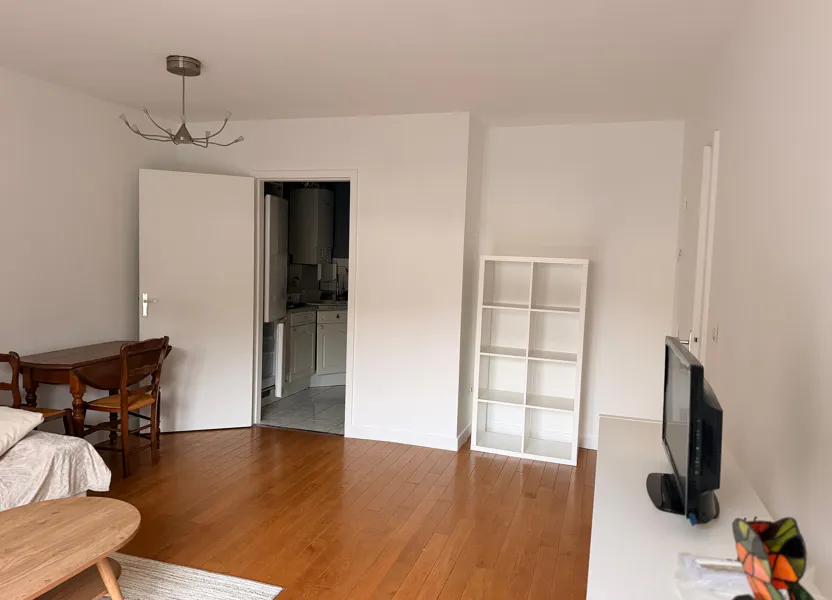 Flat Rue des Fontaines in Sèvres