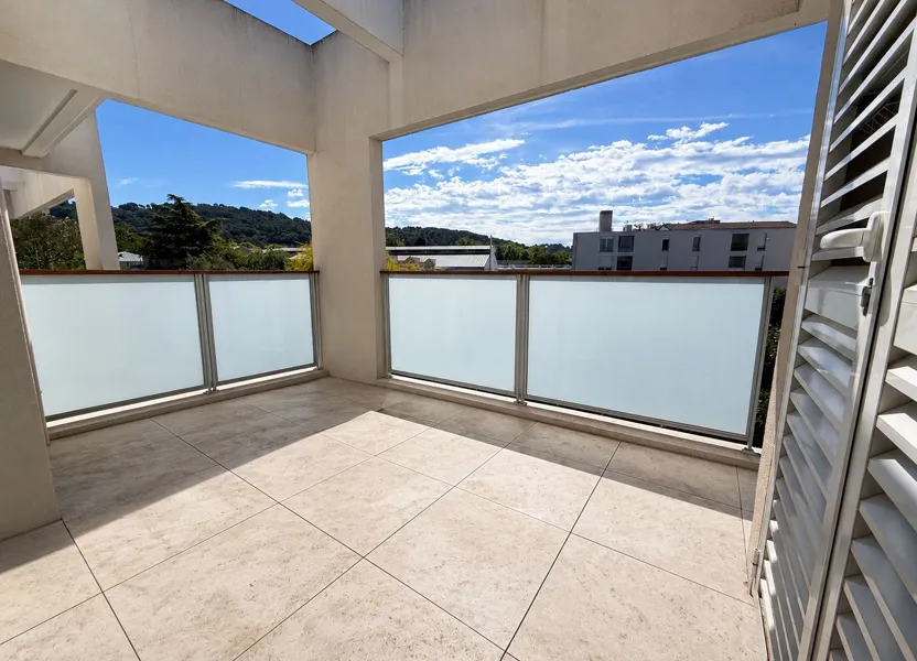 Appartement Allée Monsart à Mouans-Sartoux