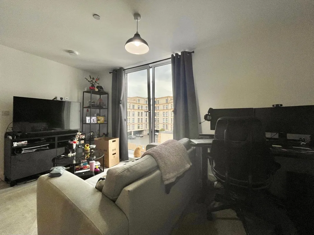 Flat Parkstone Road in Poole