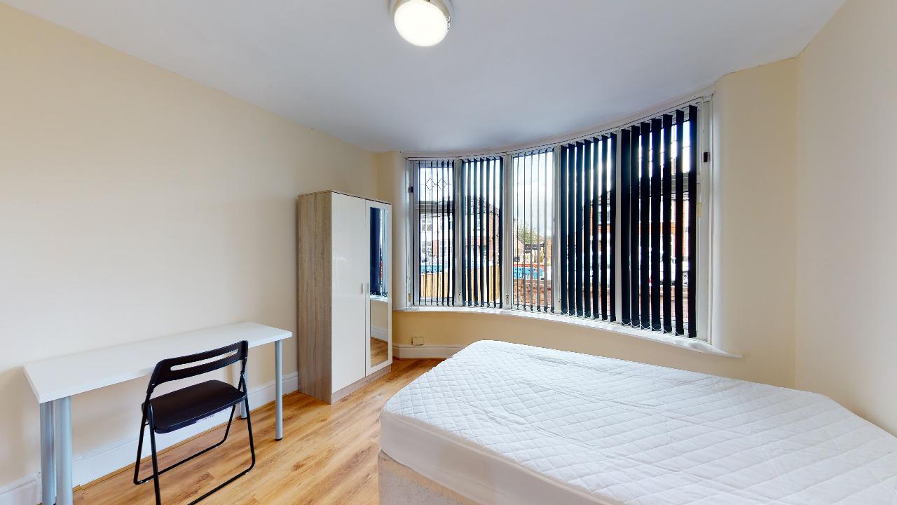 House Mornington Crescent in Manchester