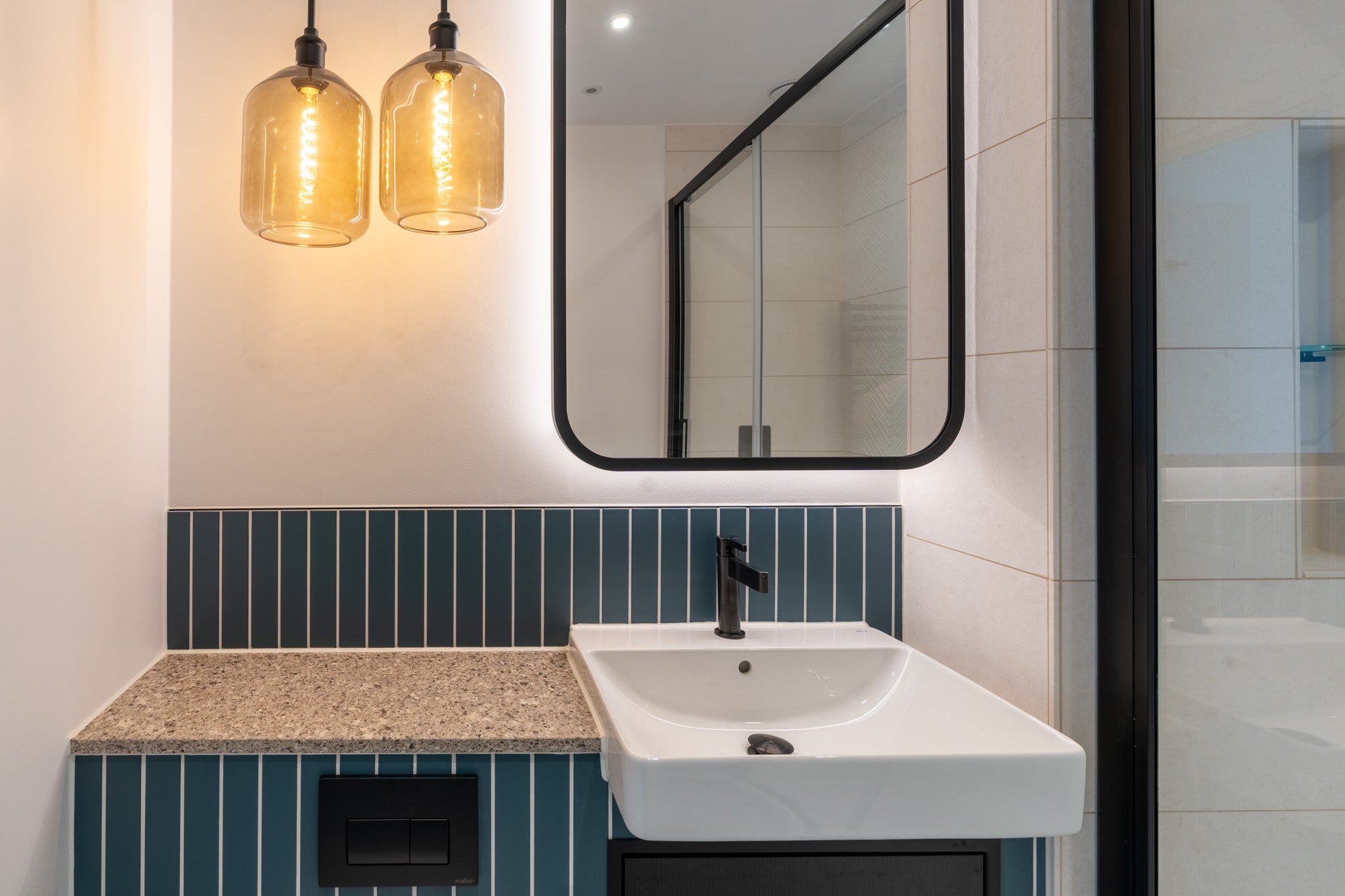 Flat Seva Drive in Greater London