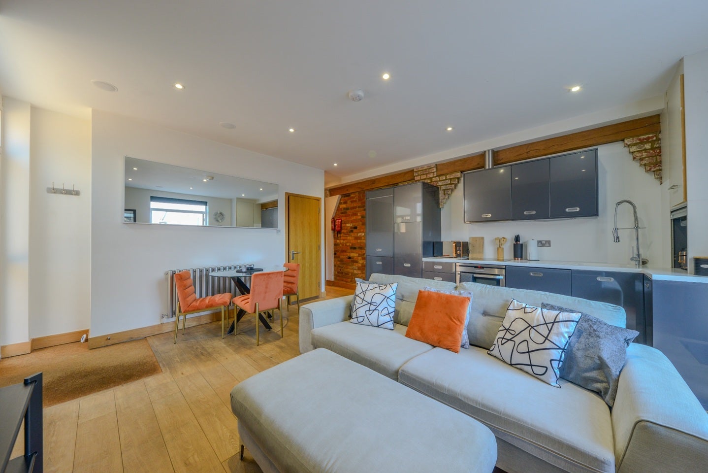 Flat St Peter's Mews in St Albans