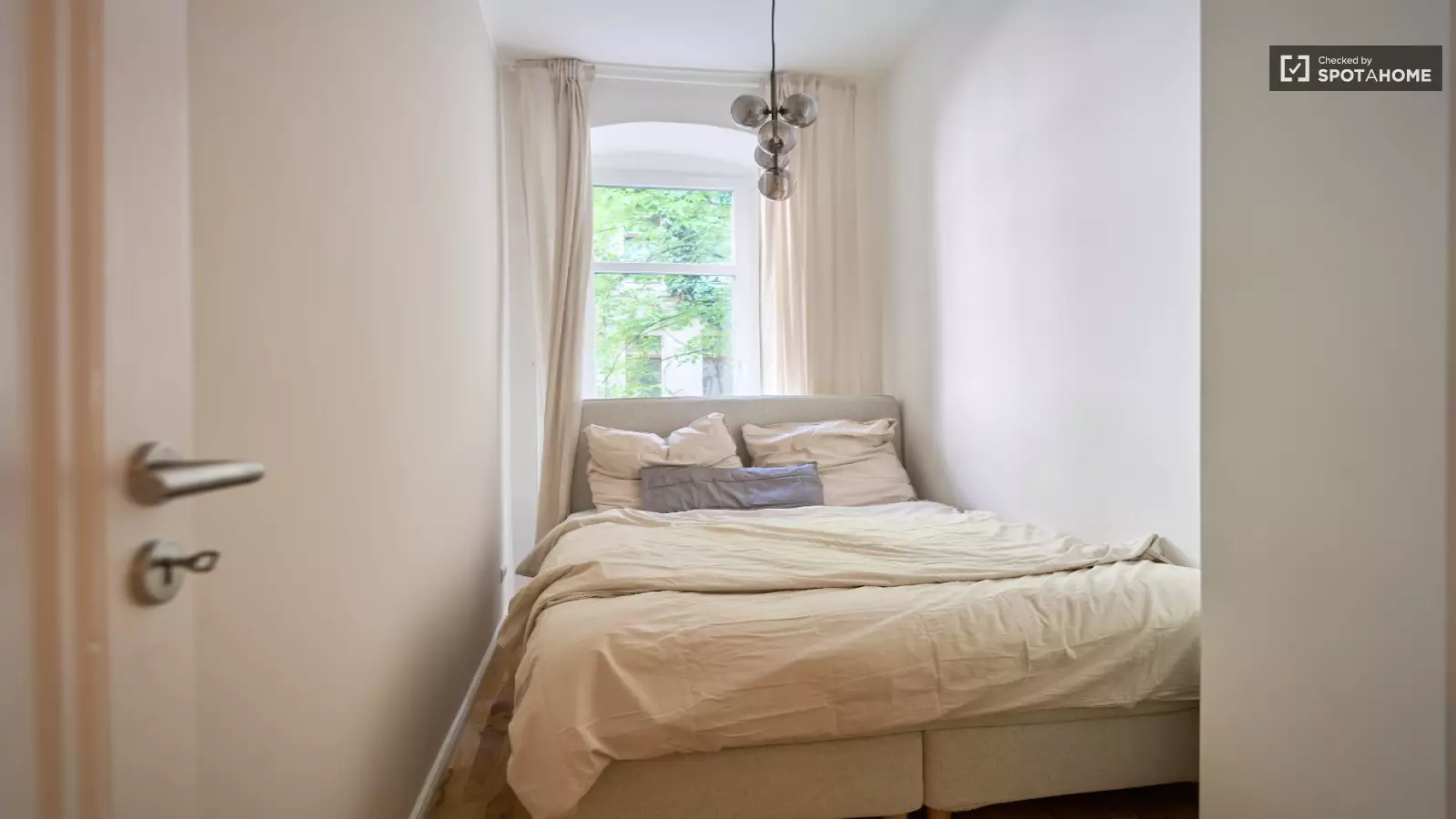 Wohnung Uhlandstraße in Berlin
