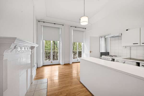Flat Cranley Place in Greater London