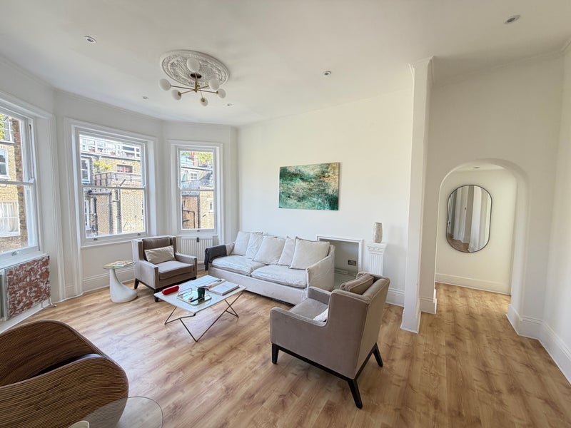 Flat Nevern Square in Greater London