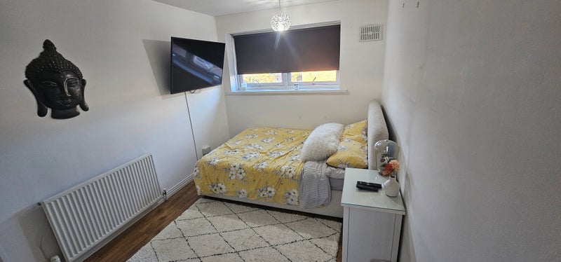 Room Lamberhurst Close in Greater London