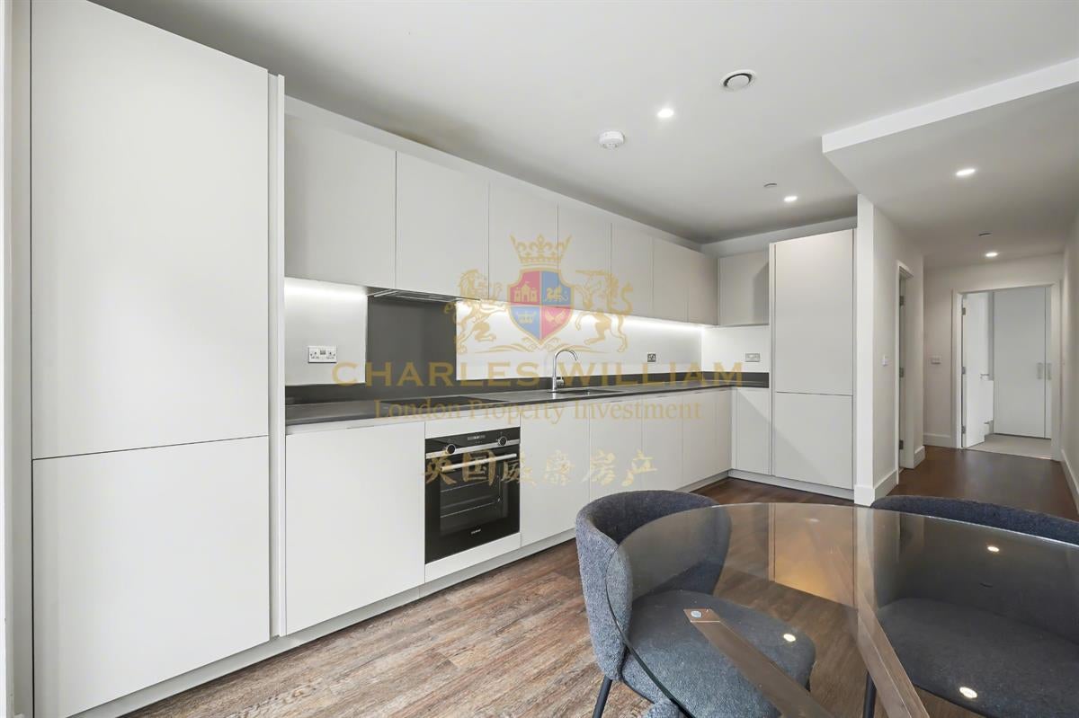 Flat North End Road in Greater London