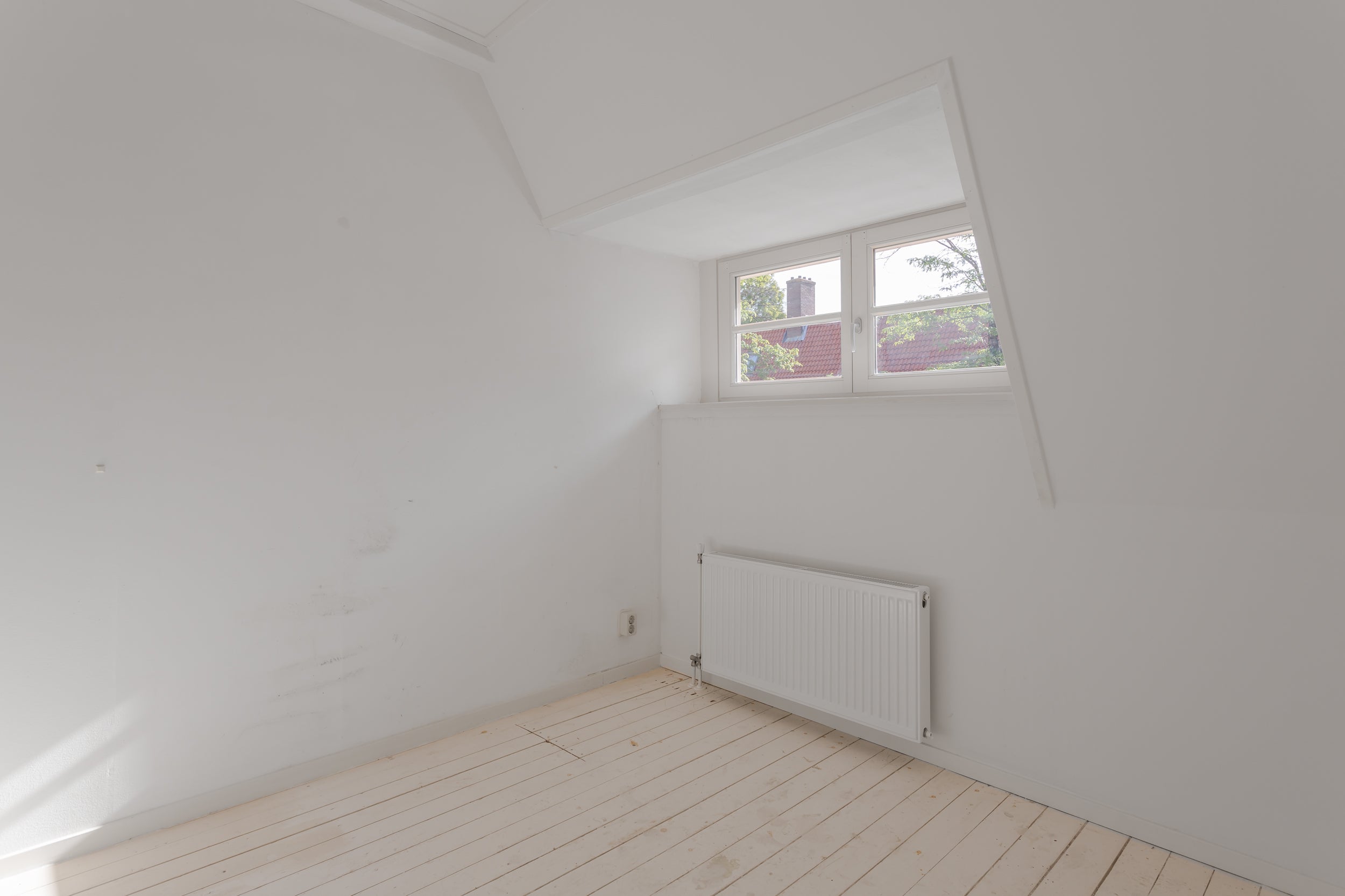 Appartement te huur: Paramaribostraat 137-1, Amsterdam