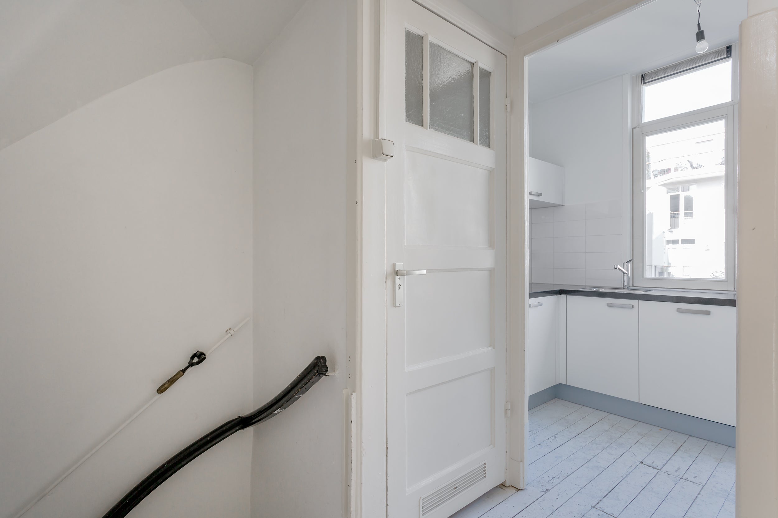 Appartement te huur: Paramaribostraat 137-1, Amsterdam