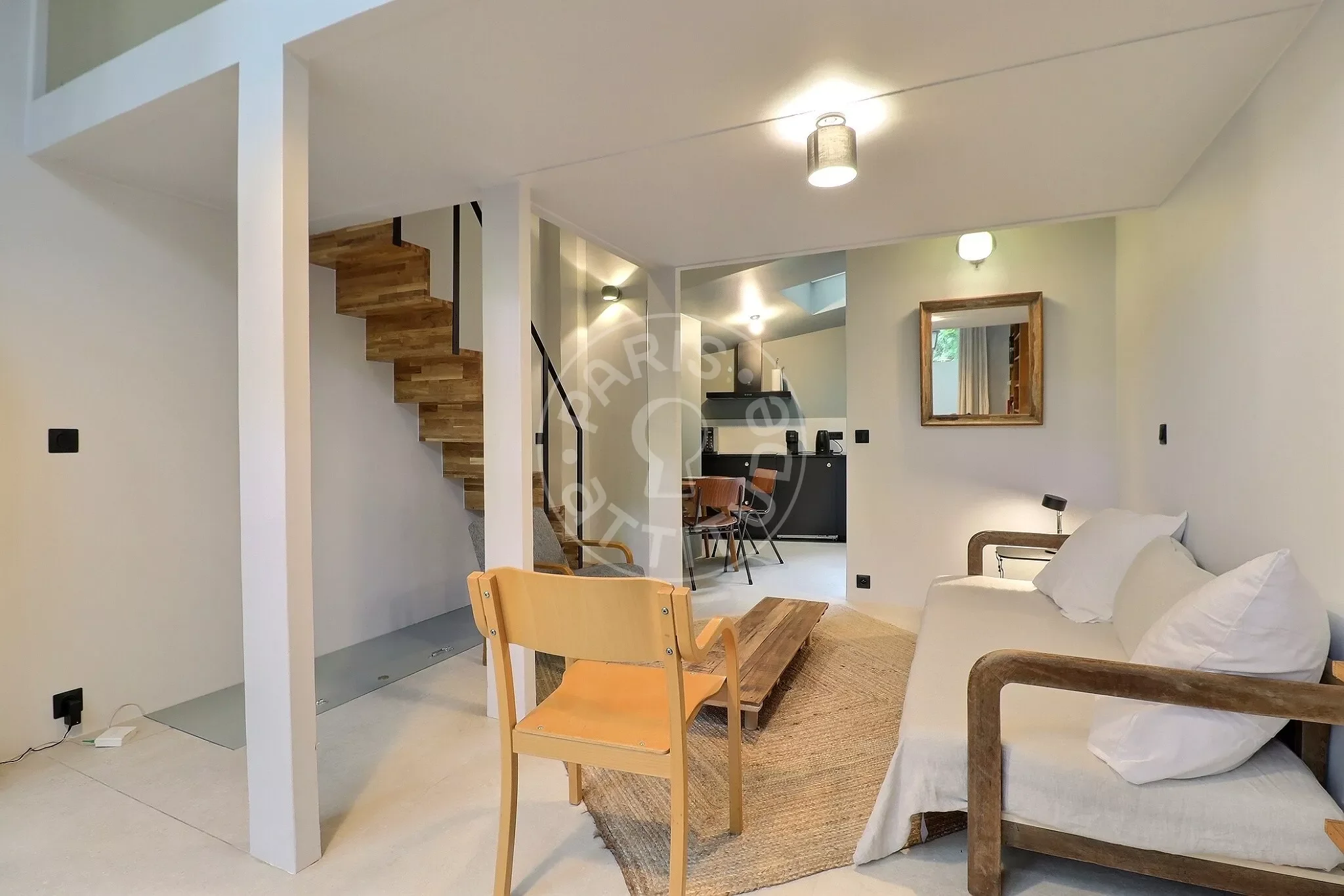 Flat Avenue Junot in Paris