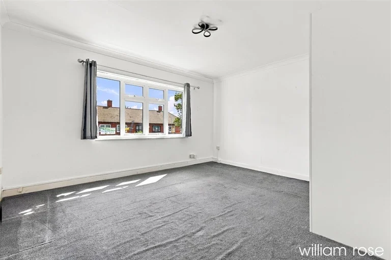 Flat Manford Way in Greater London