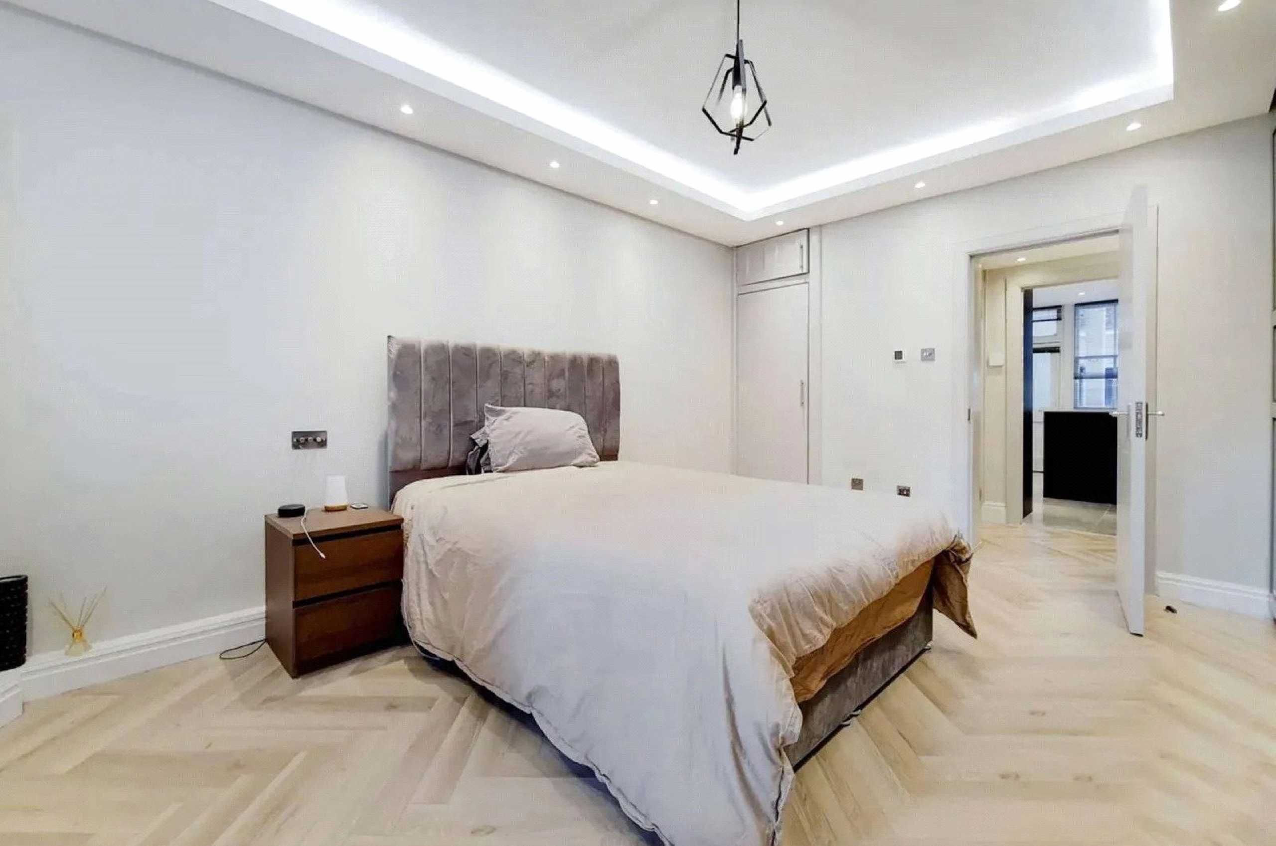 Flat Glentworth Street in City of Westminster