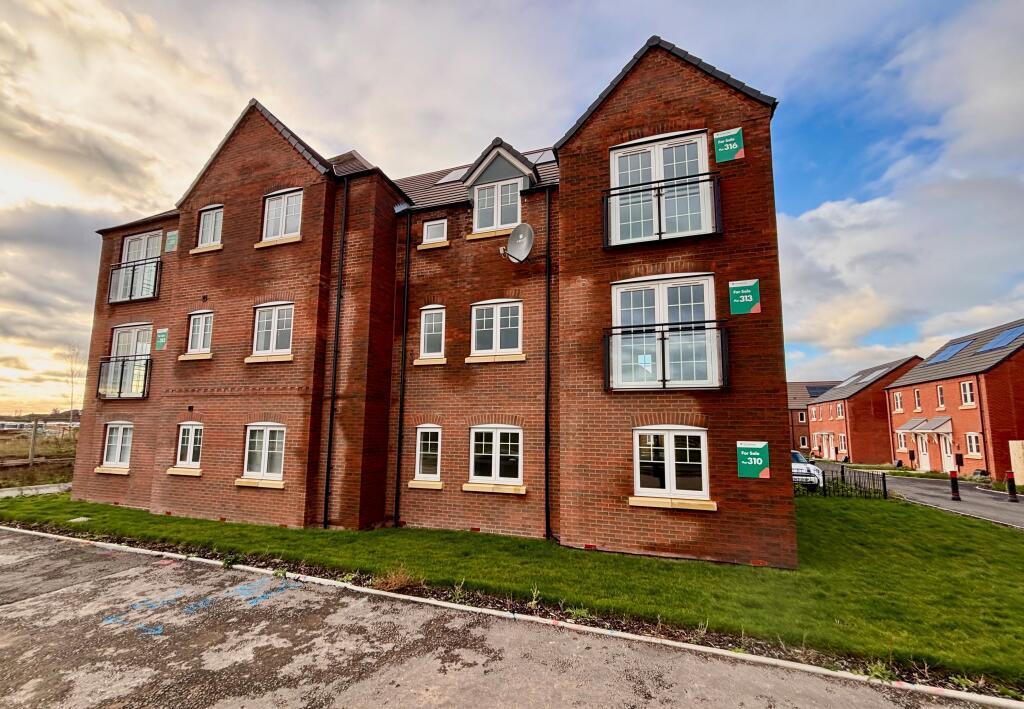 Flat Martins Road in Bedworth