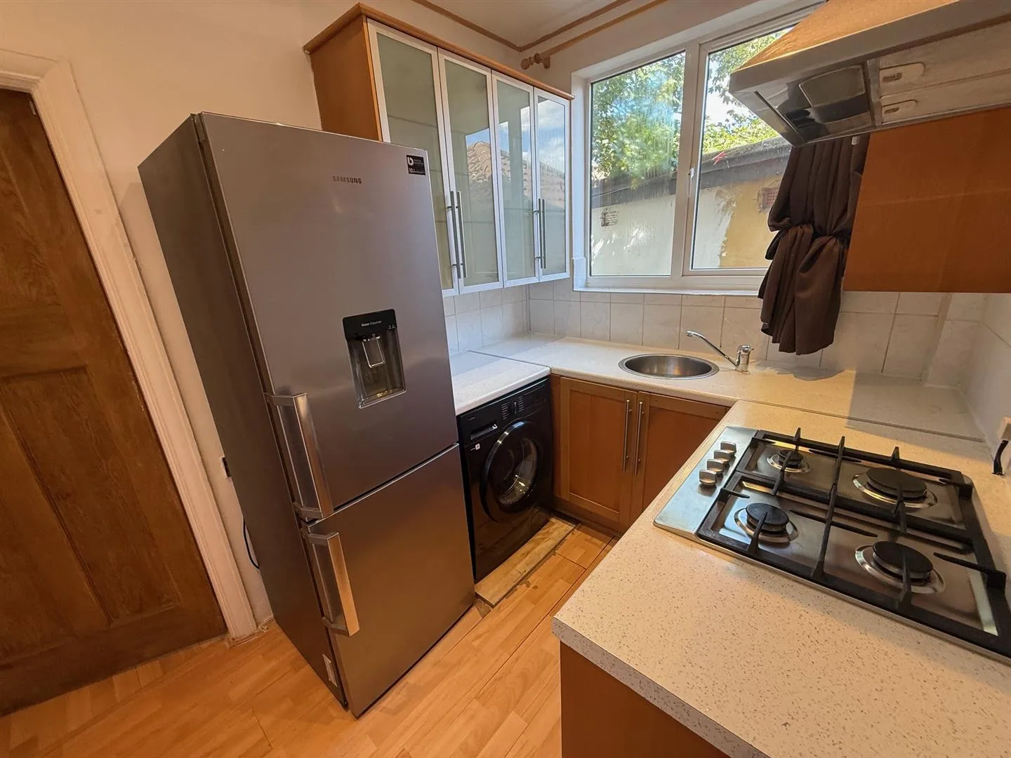 Flat Charterhouse Avenue in Greater London
