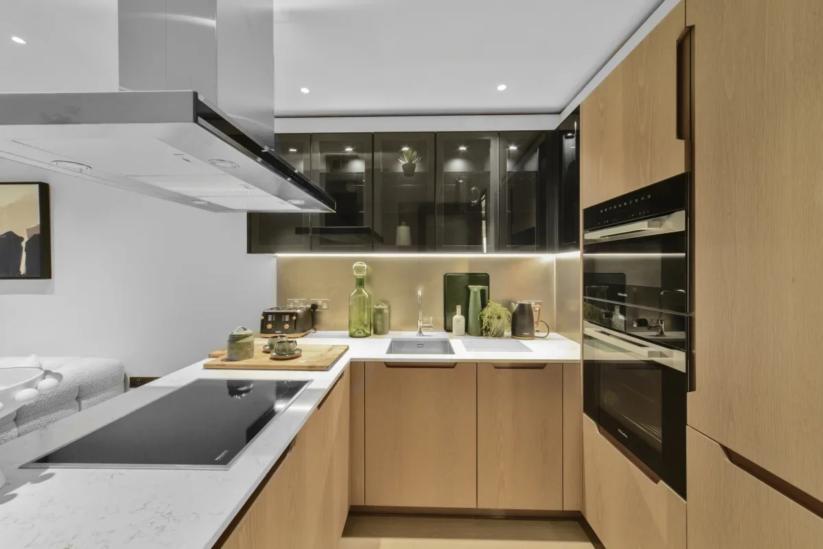 Flat Nine Elms Lane in Greater London