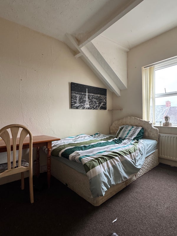 Room Condercum Road in Newcastle upon Tyne