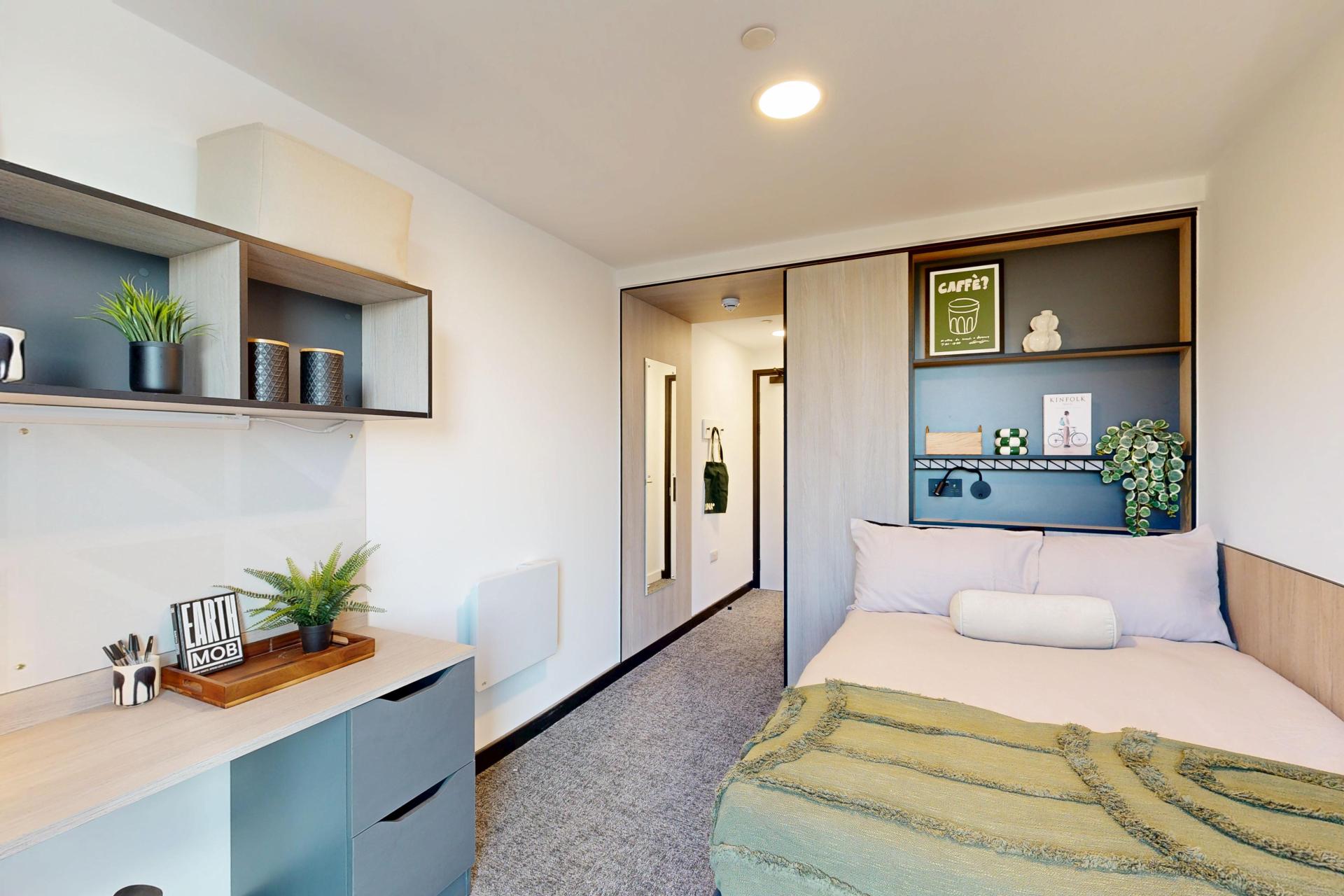 Room Radmarsh Road in Nottingham
