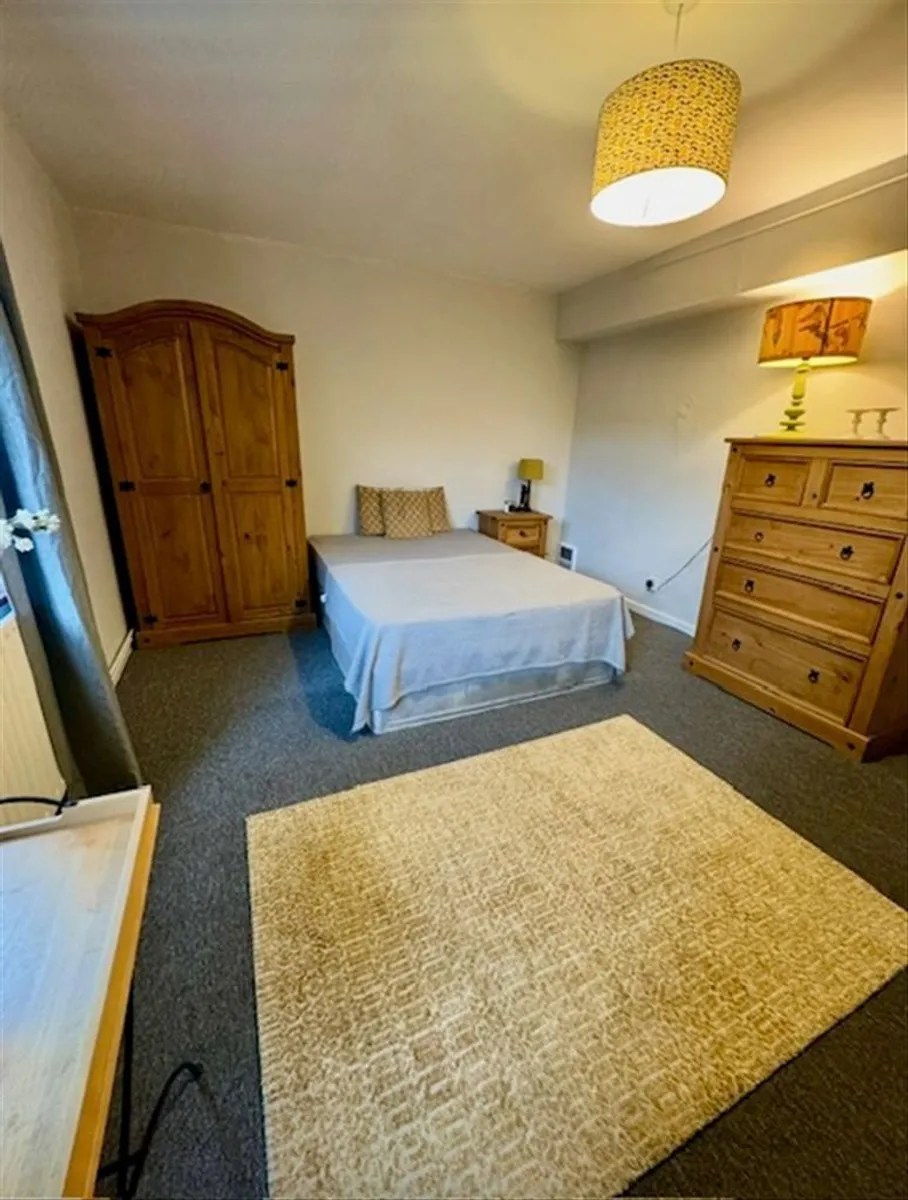 Flat Penrhyn Gardens in Greater London