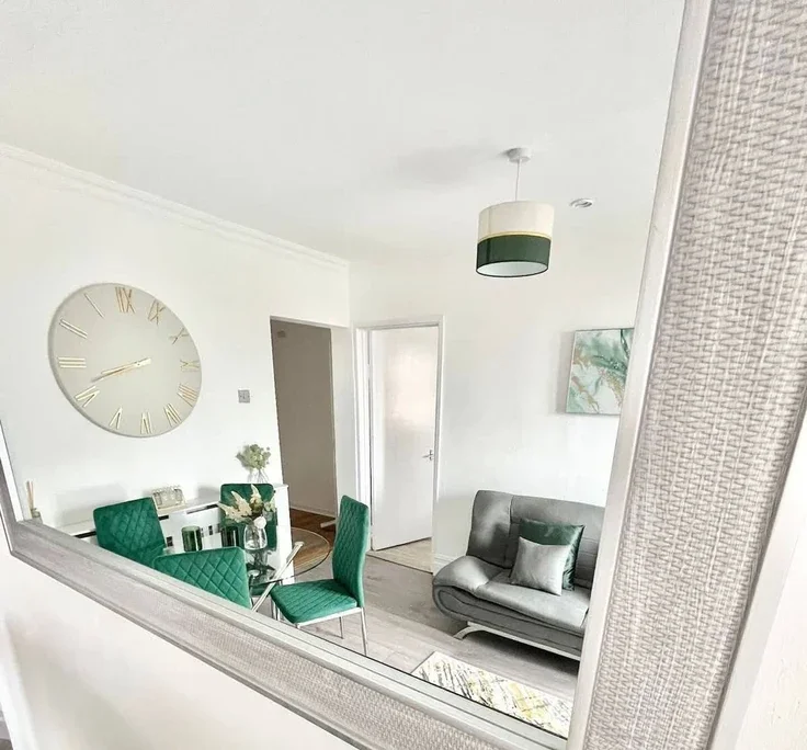 Flat Palmerston Road in Portsmouth