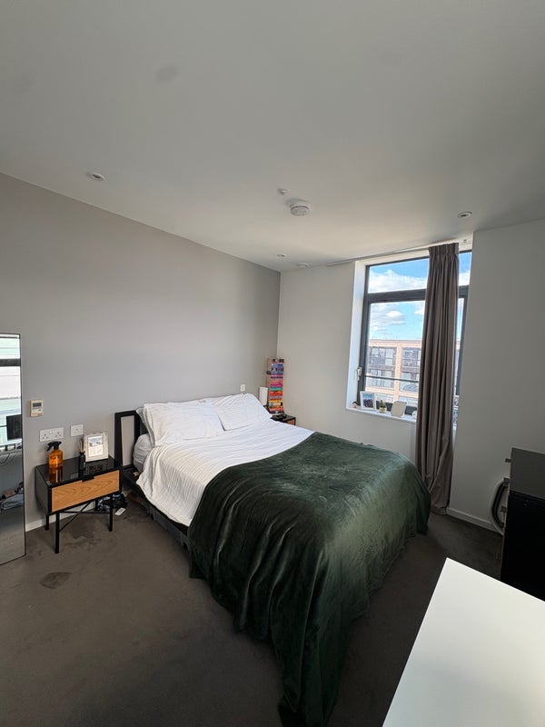 Room Honour Lea Avenue in Greater London