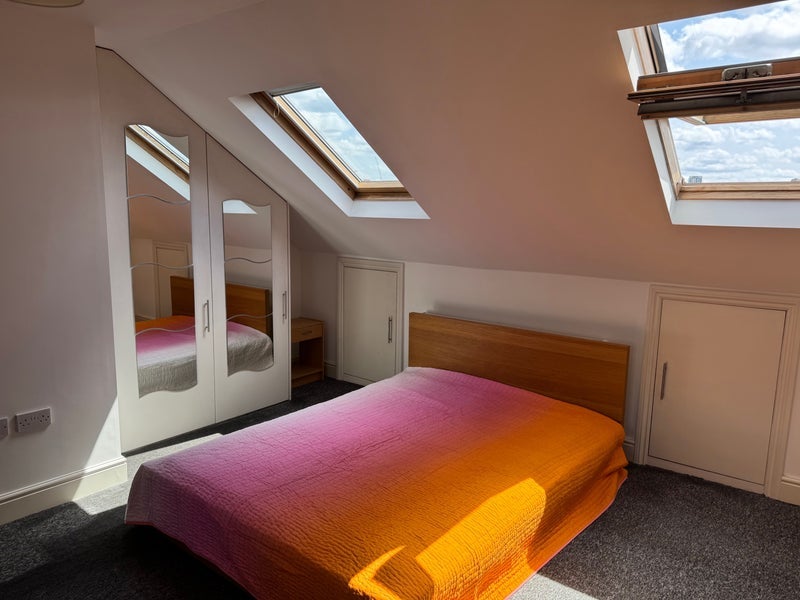 Room Chesterfield Gardens in Greater London