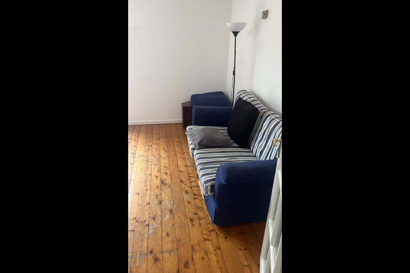 Flat Marchant Street in Greater London