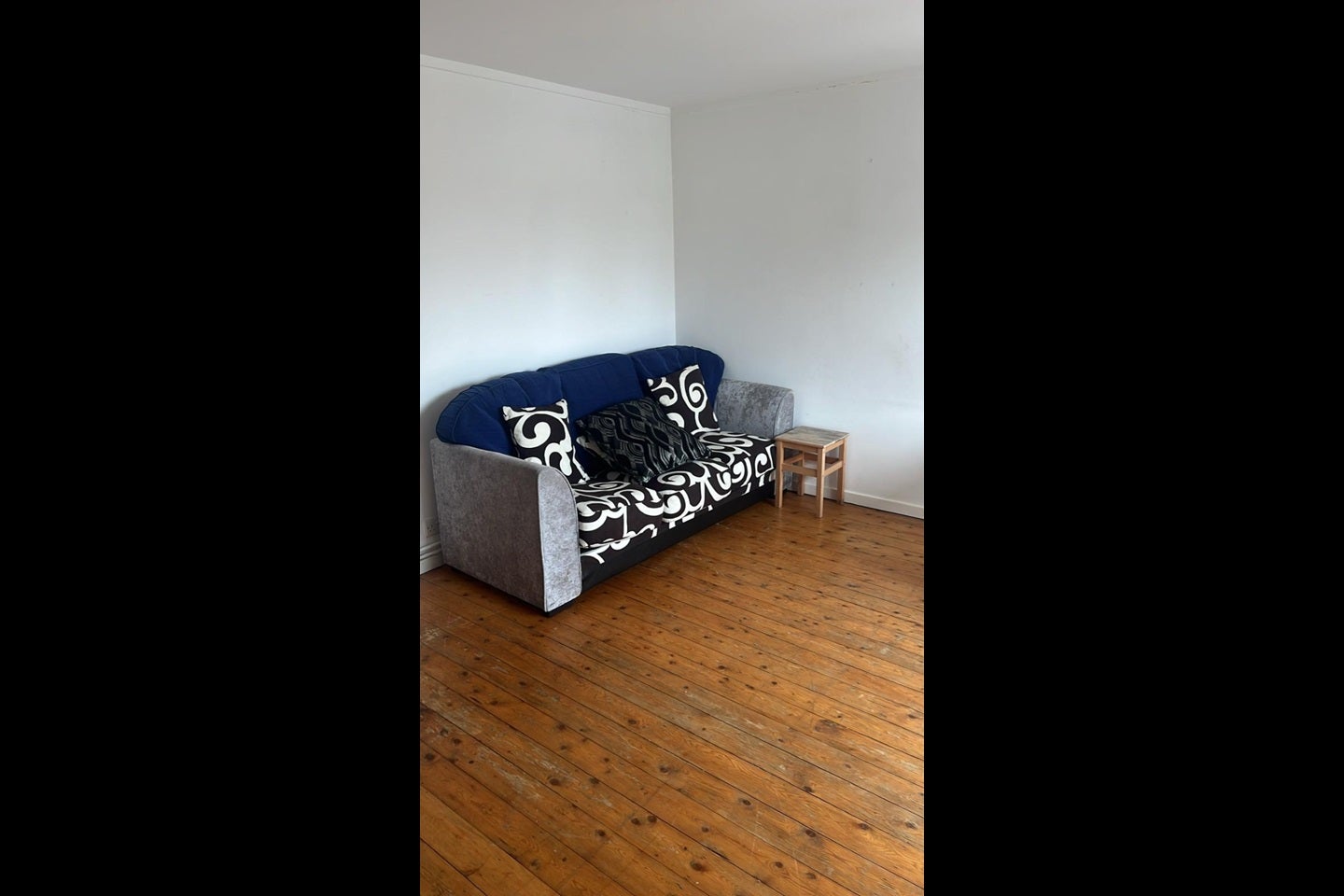 Flat Marchant Street in Greater London