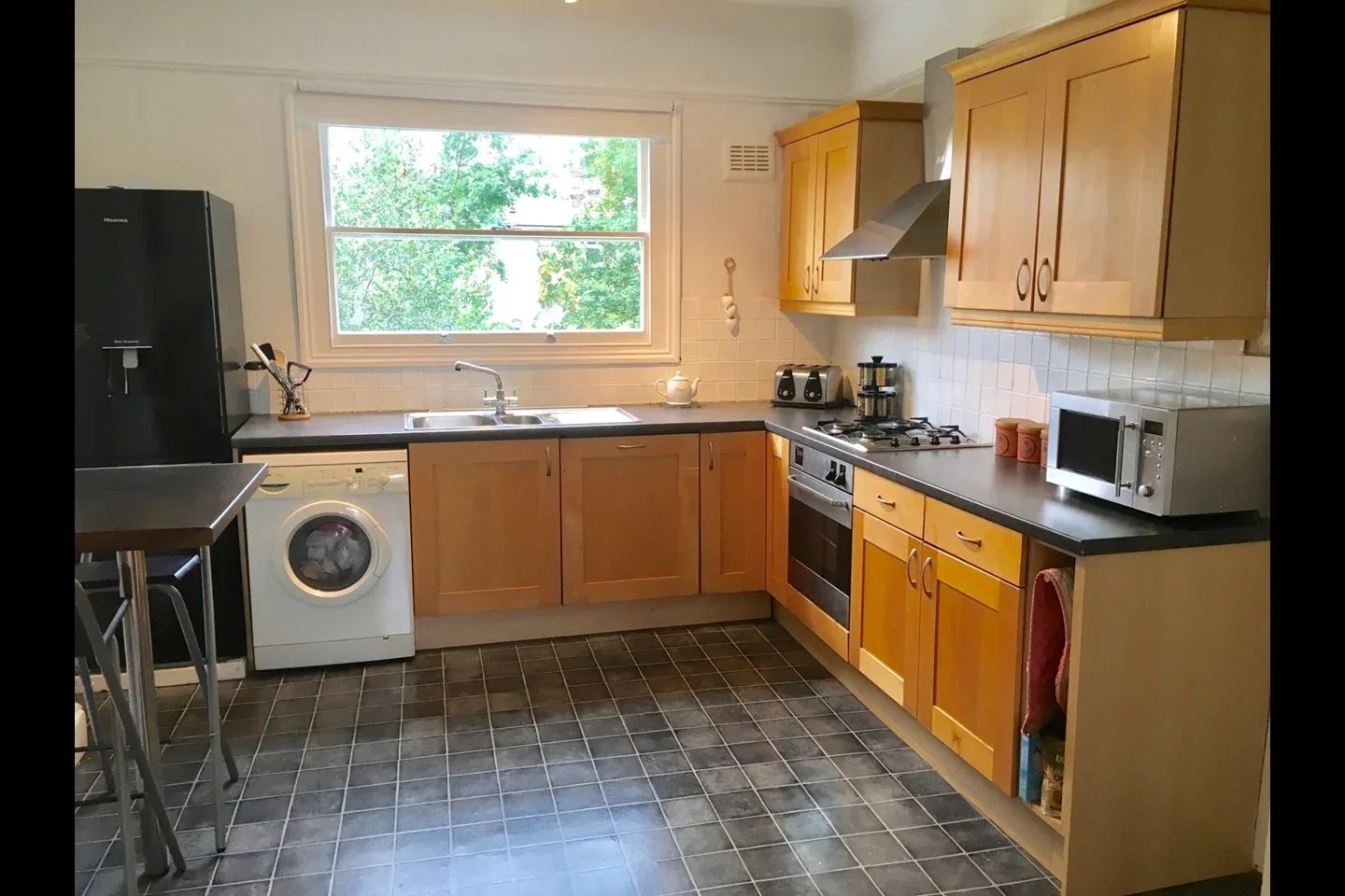 Flat Wellmeadow Road in Greater London