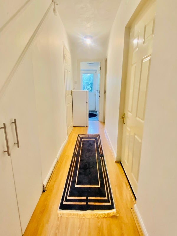 Room Constable Avenue in Greater London