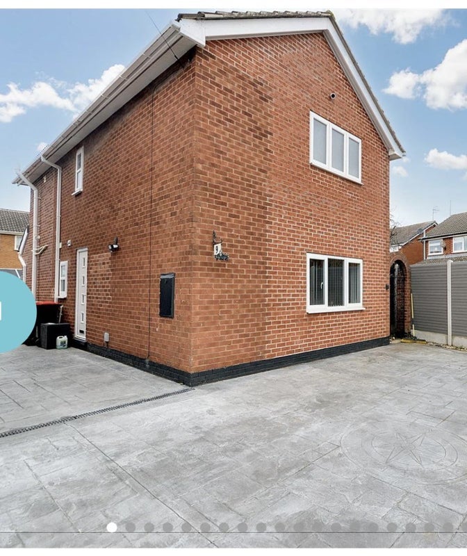 Room Lockwood Close in Nottingham