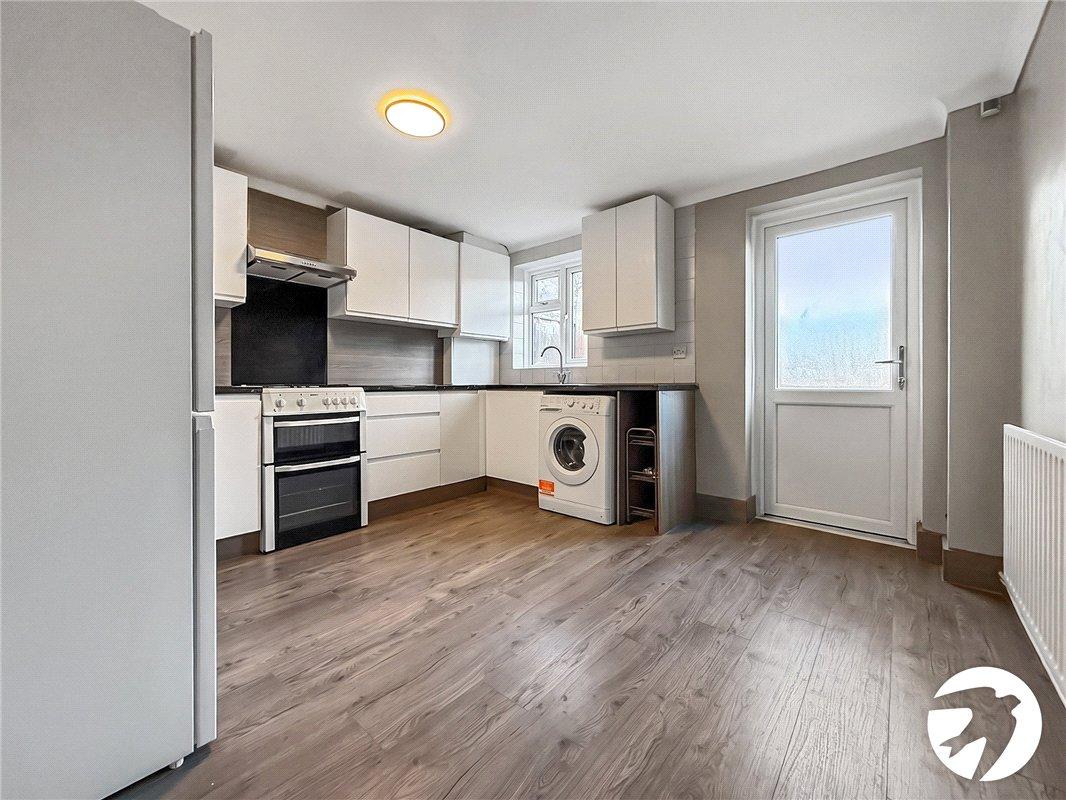 House Stanton Close in Greater London
