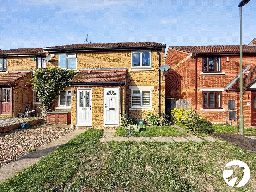House Stanton Close in Greater London