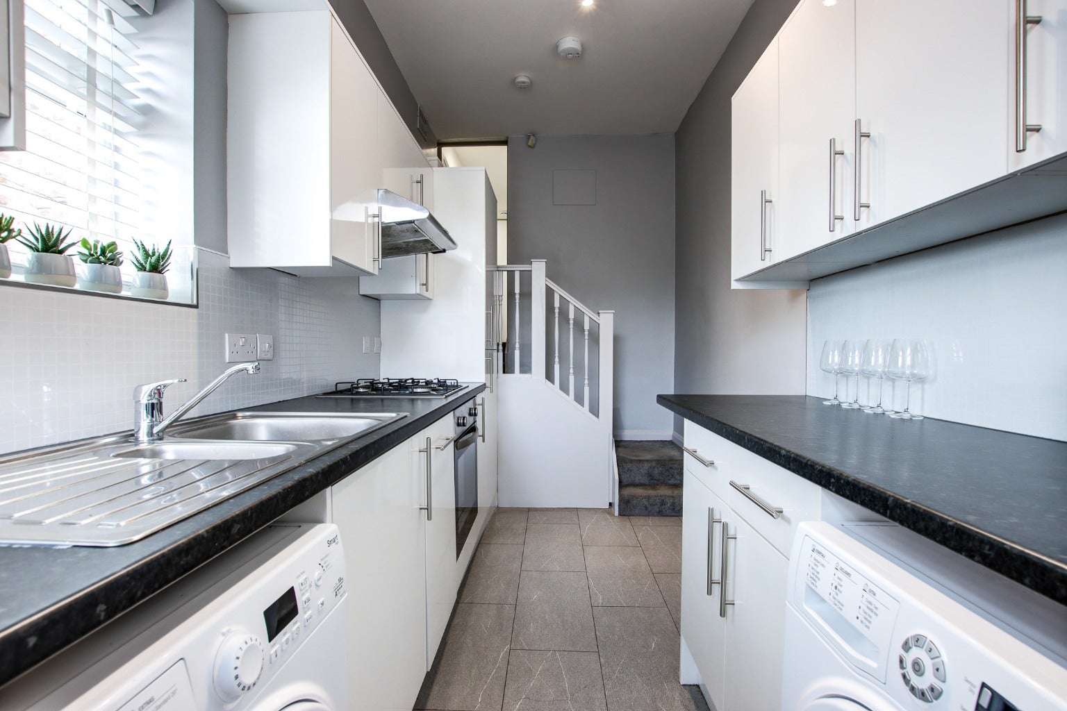 Flat Osborne Avenue in Newcastle upon Tyne
