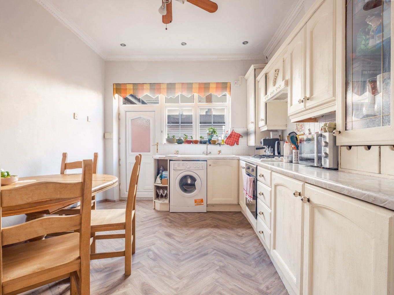 Flat Cavendish Place in Newcastle upon Tyne