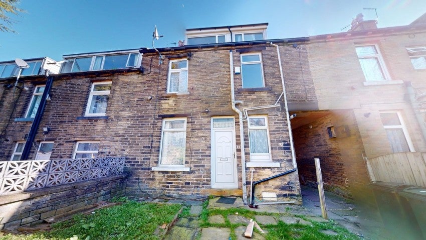 House Southmere Drive in Bradford