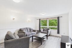 Room St Mungo Avenue in Glasgow