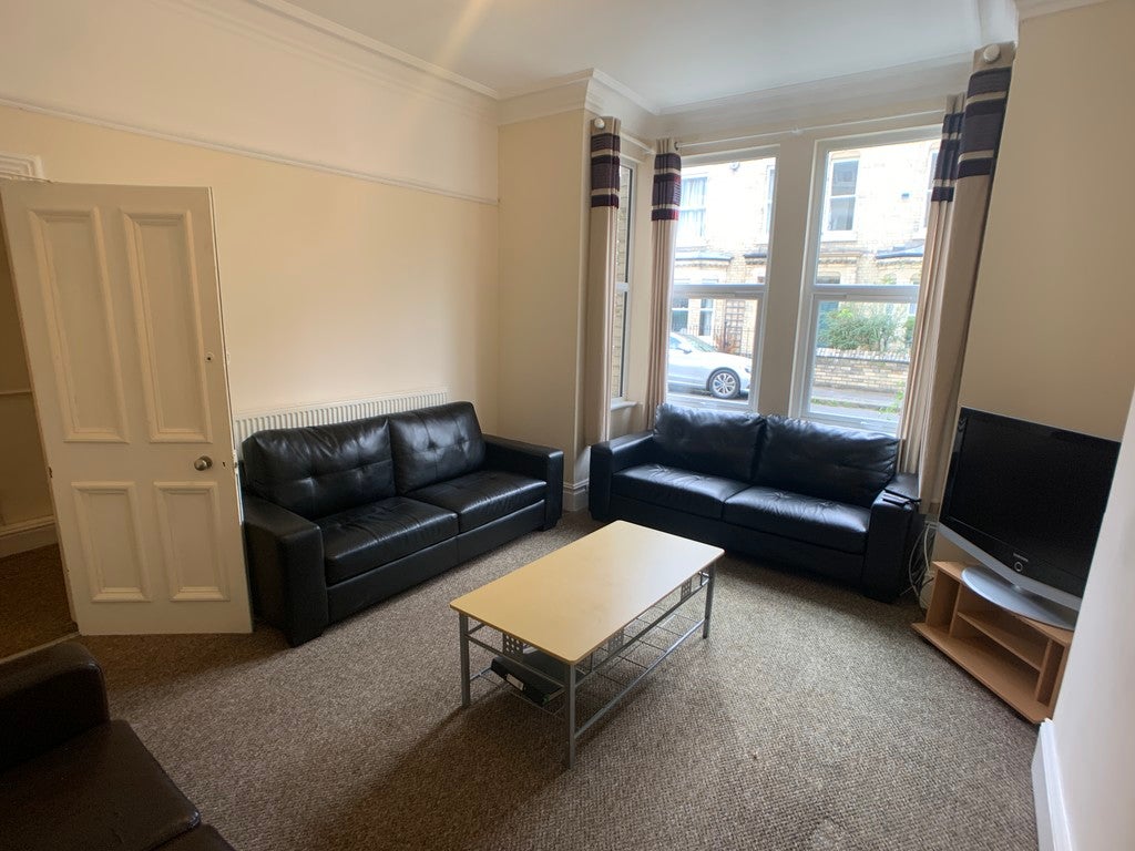 Room Feversham Crescent in York