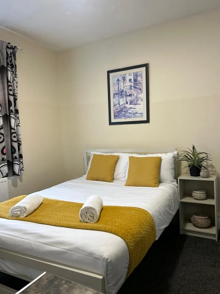 Room The Drive in Greater London