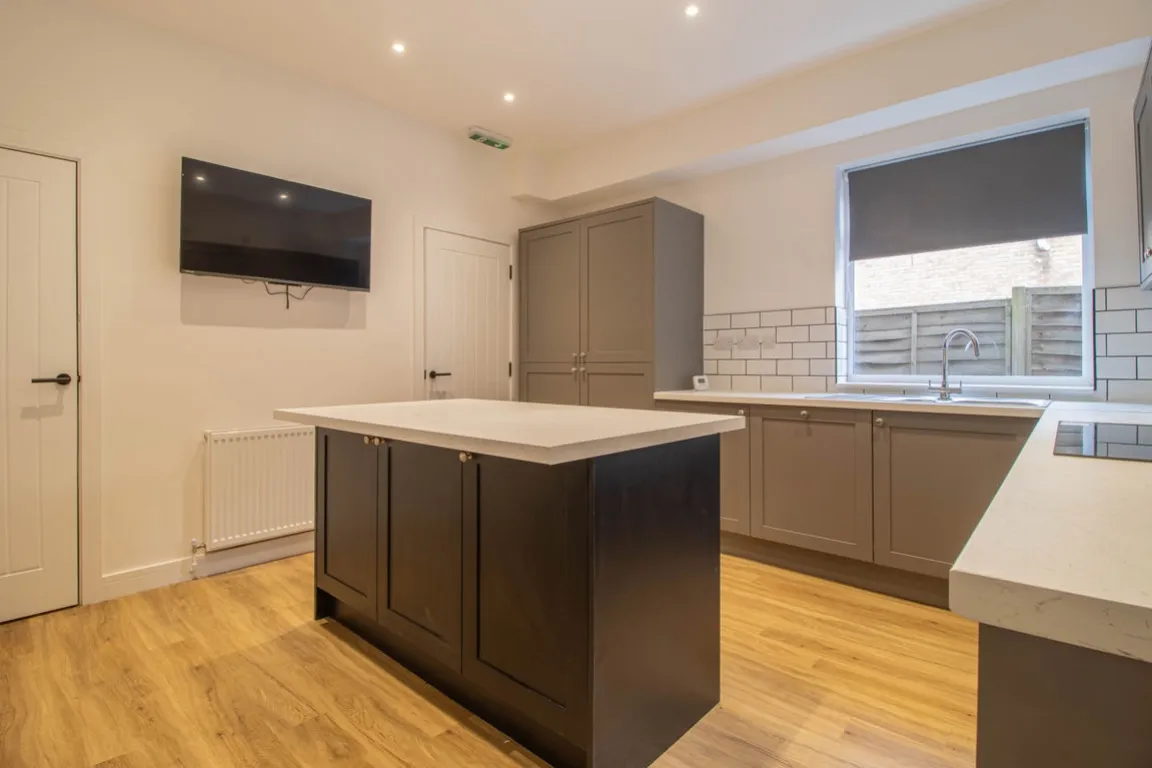 Room Chilwell Road in Nottingham