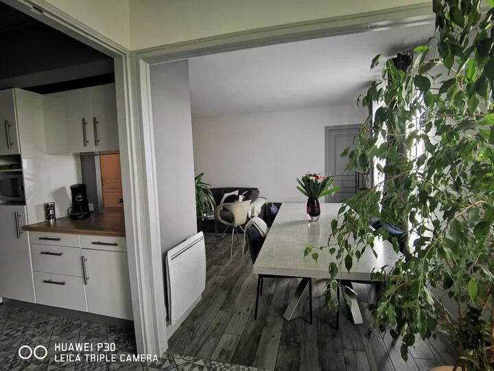 Chambre Rue Robert Caumont à Bordeaux