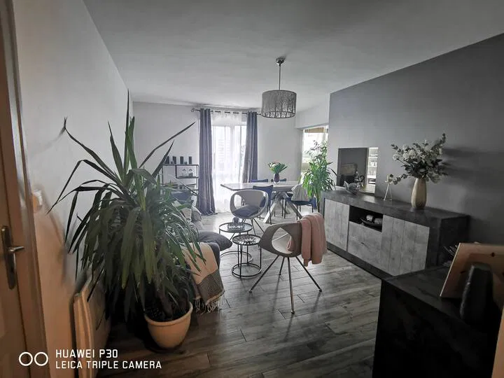 Chambre Rue Robert Caumont à Bordeaux