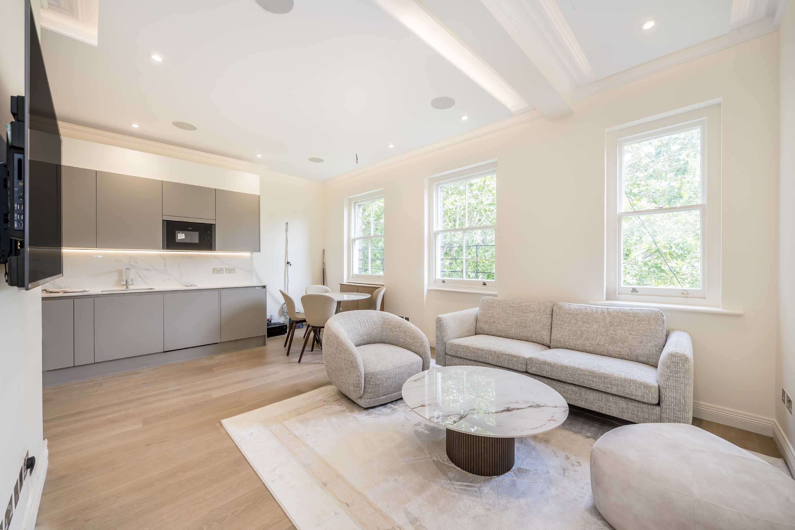 Flat Addison Road in Greater London