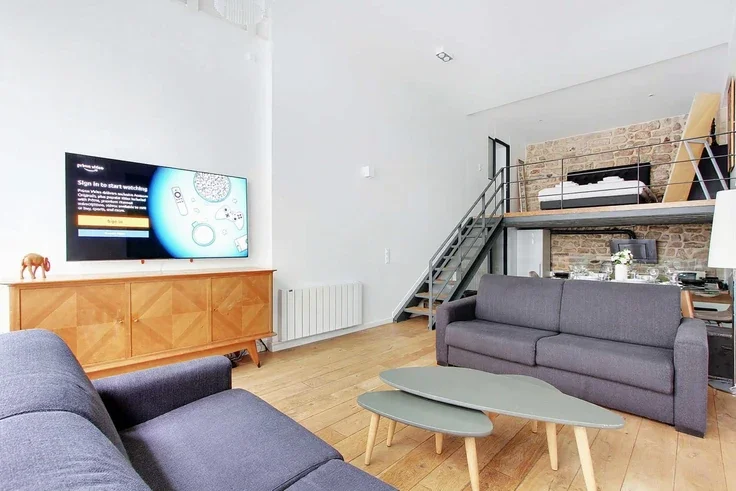 Flat Rue du Faubourg Saint-Martin in Paris