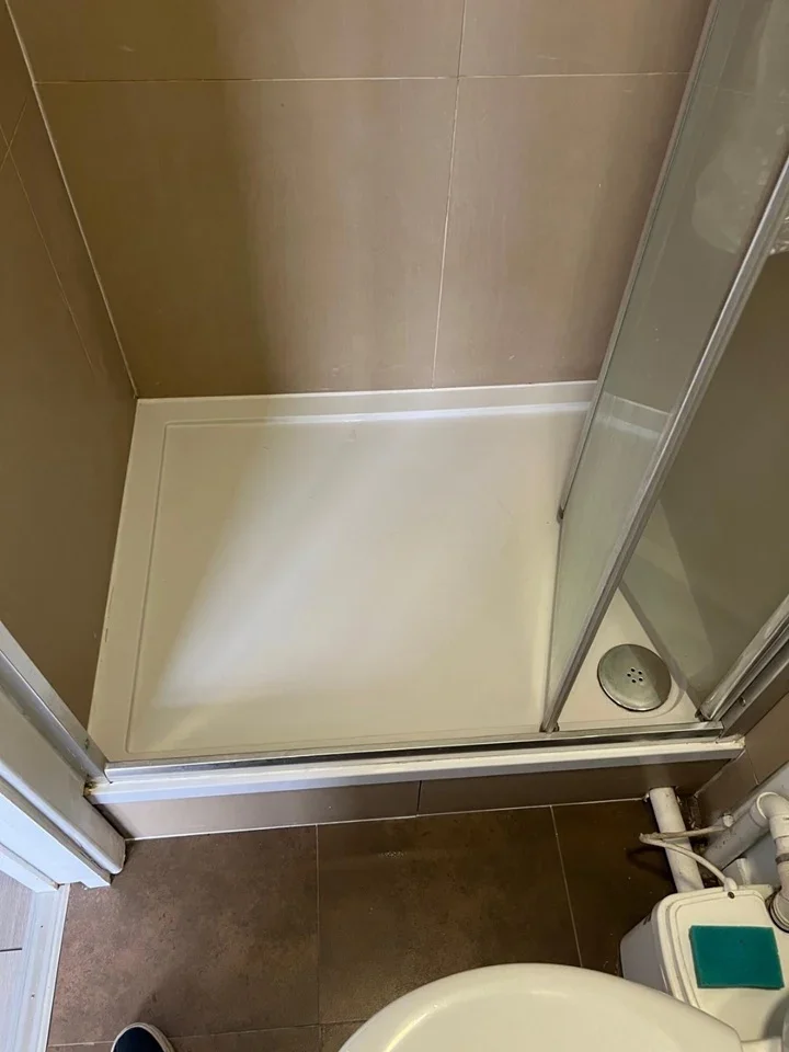 Room Bannockburn Road in Greater London