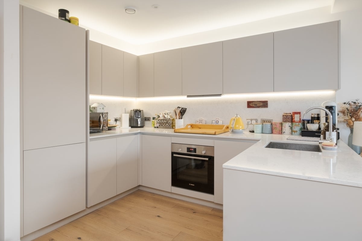 Flat Goswell Road in Greater London