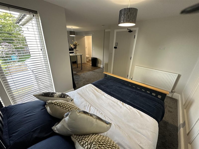 Room Stanton Place in Mansfield Woodhouse