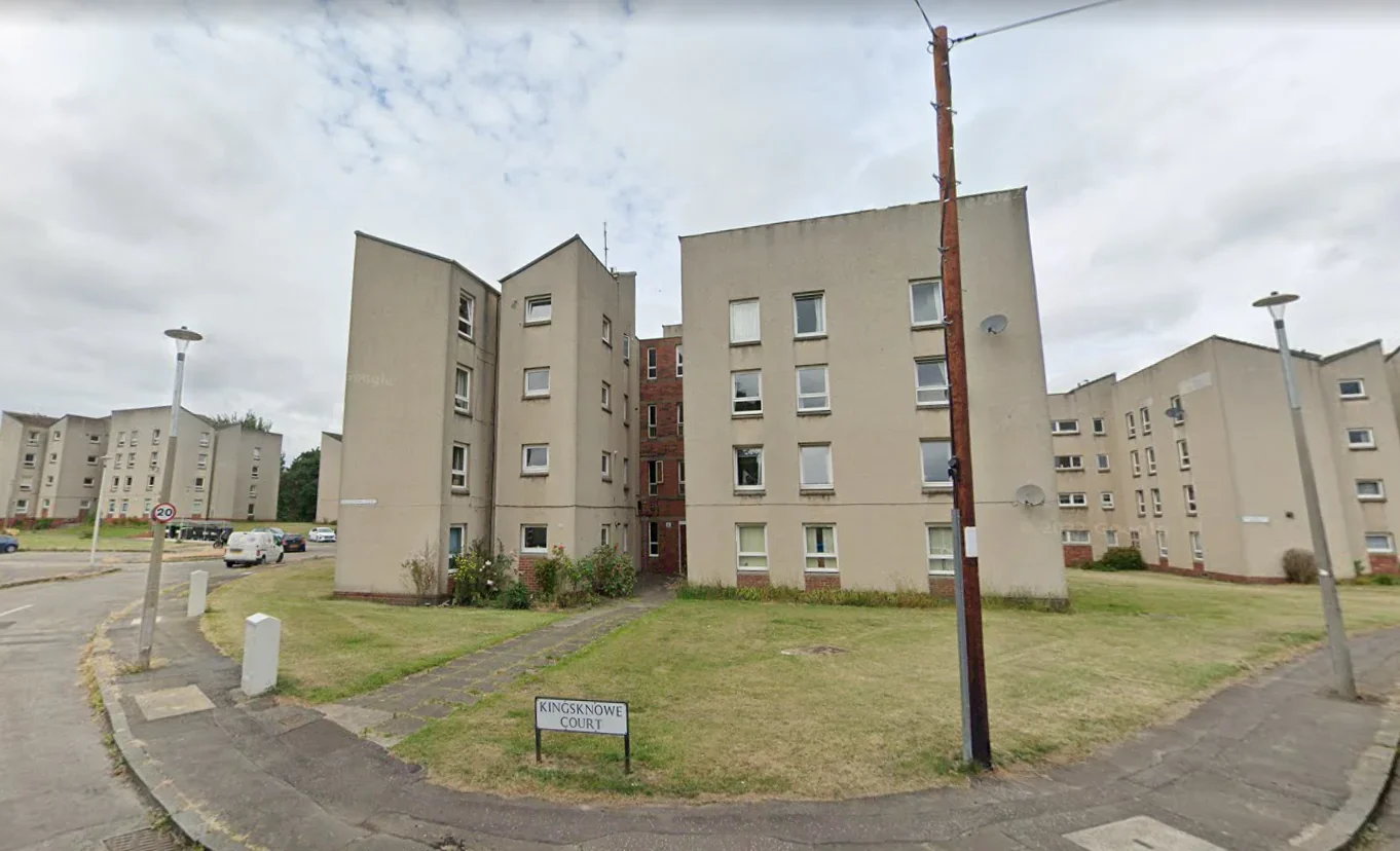Flat Kingsknowe Court in City of Edinburgh