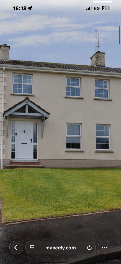 House Ridgewood Manor in Moy