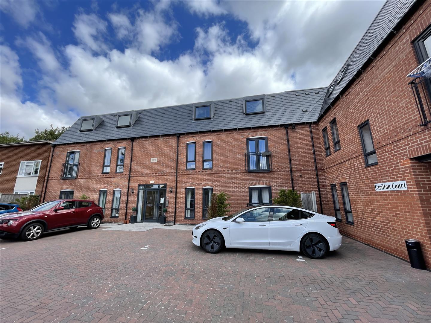 Flat True Lovers Walk in Charnwood