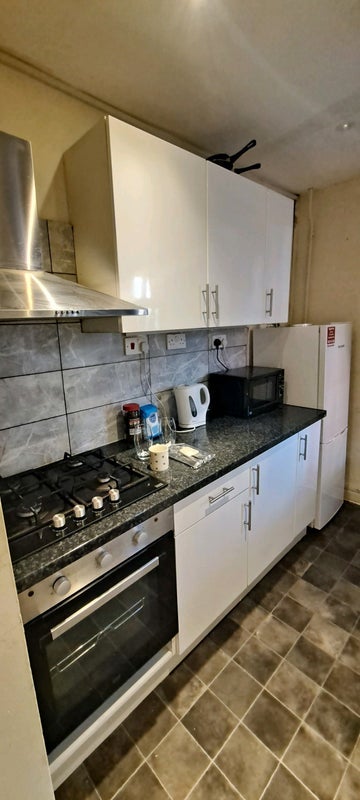 Room Renfrew Street in Liverpool